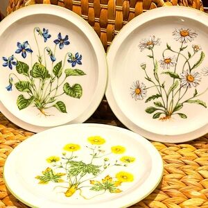 Three Vintage Spring Violet Royal Domino Collection 7 1/2" Plates Japan